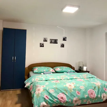 Regina's Luxury Апартаменти *